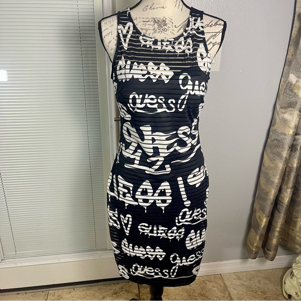 Guess Los Angeles Black White Graffiti Logo Allover Print Sheath Bodycon Dress 8